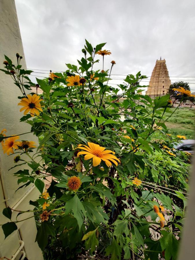 Ranjana Guesthouse Hampi Eksteriør bilde